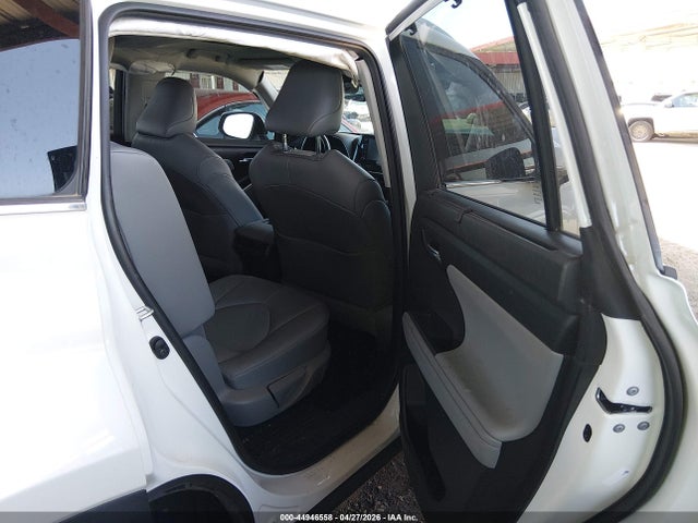 Toyota Highlander Xle 2021 5TDHZRBH7MS543543 Image 8