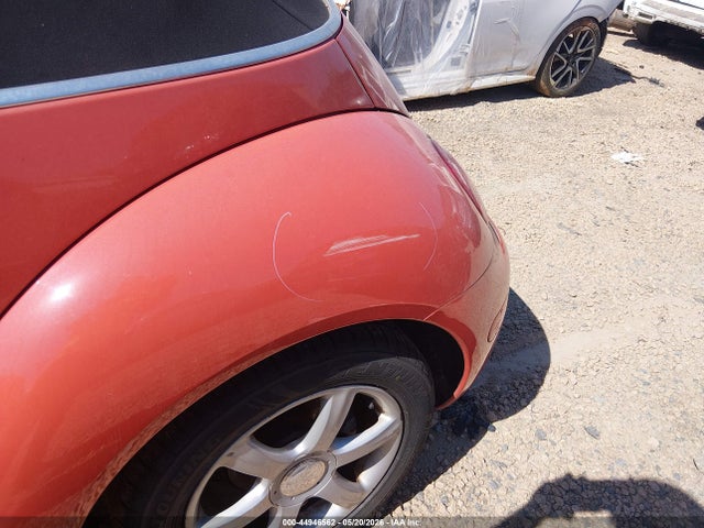 44946562 :رقم المزاد ، 3VWCD21Y94M305207 vin ، 2004 Volkswagen New Beetle Gls 1.8t مزاد بيع