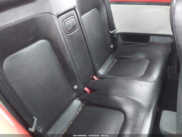44946562 :رقم المزاد ، 3VWCD21Y94M305207 vin ، 2004 Volkswagen New Beetle Gls 1.8t مزاد بيع