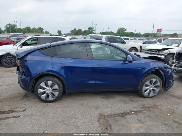 Продажа на аукционе авто 2023 Tesla Model Y Awd/long Range Dual Motor All-wheel Drive, vin: 7SAYGDEE4PA179293, номер лота: 44946569