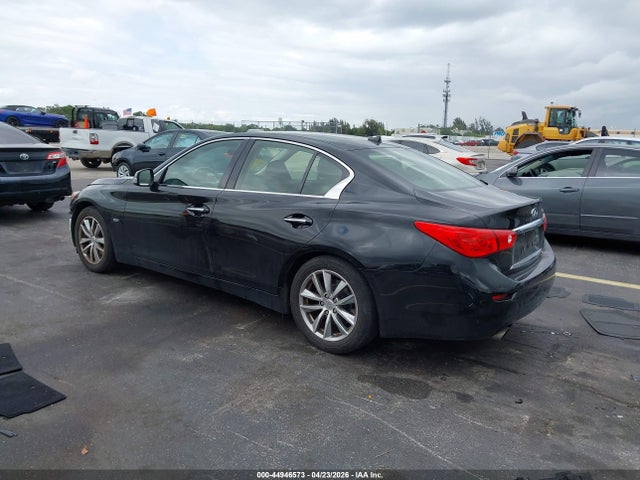 Продажа на аукционе авто 2016 Infiniti Q50 3.0t Premium, vin: JN1EV7AP0GM304690, номер лота: 44946573