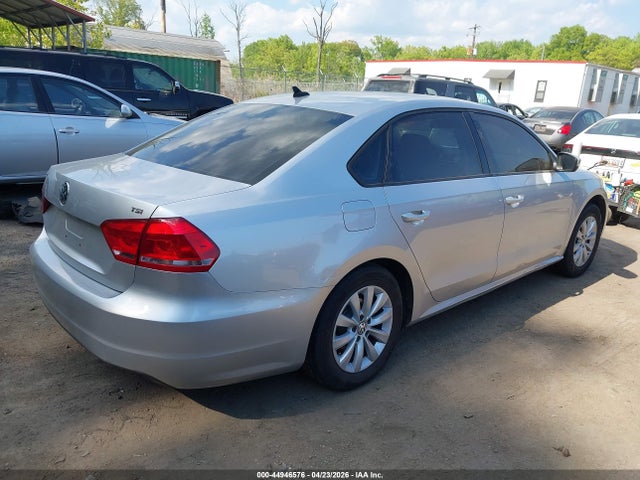 Aukcja sprzedaży 2014 Volkswagen Passat 1.8t Wolfsburg Edition, vin: 1VWAT7A36EC067704, numer aukcji: 44946576
