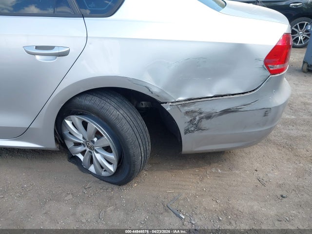 Aukcja sprzedaży 2014 Volkswagen Passat 1.8t Wolfsburg Edition, vin: 1VWAT7A36EC067704, numer aukcji: 44946576