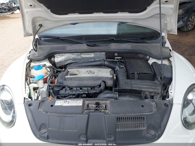 2012 Volkswagen Beetle 2.0t Turbo მანქანა იყიდება აუქციონზე, vin: 3VWVA7AT9CM630800, აუქციონის ნომერი: 44946597