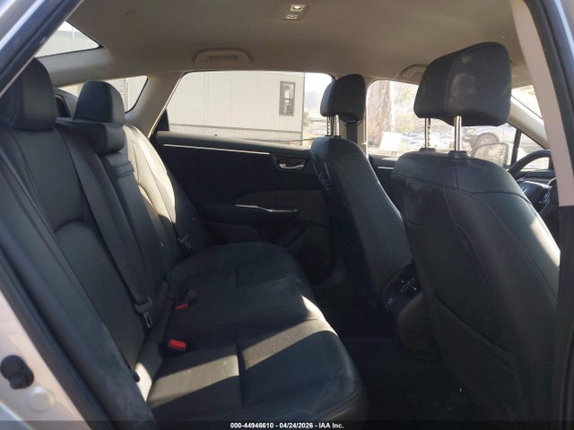 JHMZC5F3XKC000505 Honda Clarity Plug-in Hybrid Touring