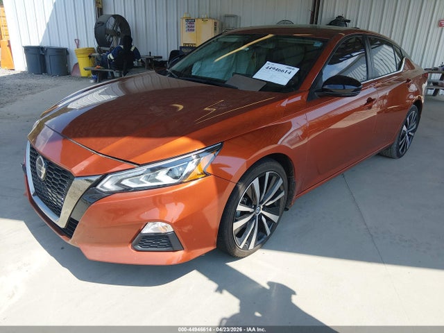 44946614 :رقم المزاد ، 1N4BL4CV9MN352152 vin ، 2021 Nissan Altima Sr Fwd مزاد بيع