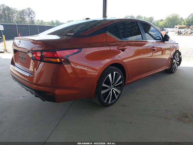 44946614 :رقم المزاد ، 1N4BL4CV9MN352152 vin ، 2021 Nissan Altima Sr Fwd مزاد بيع