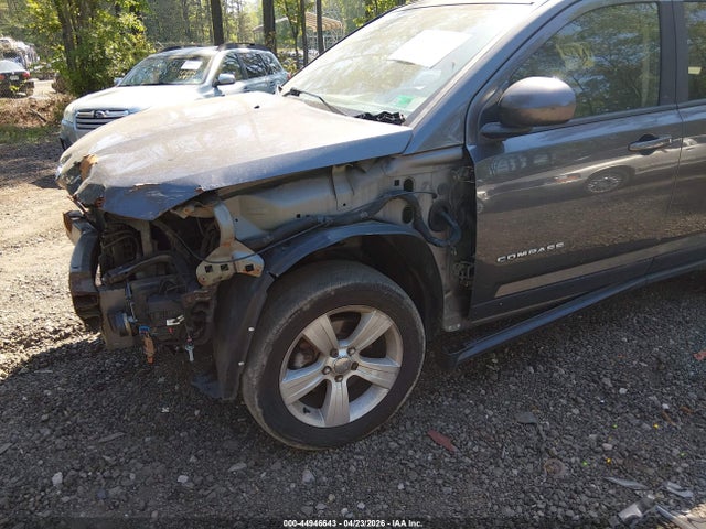 2016 Jeep Compass Latitude მანქანა იყიდება აუქციონზე, vin: 1C4NJDEB7GD745268, აუქციონის ნომერი: 44946643