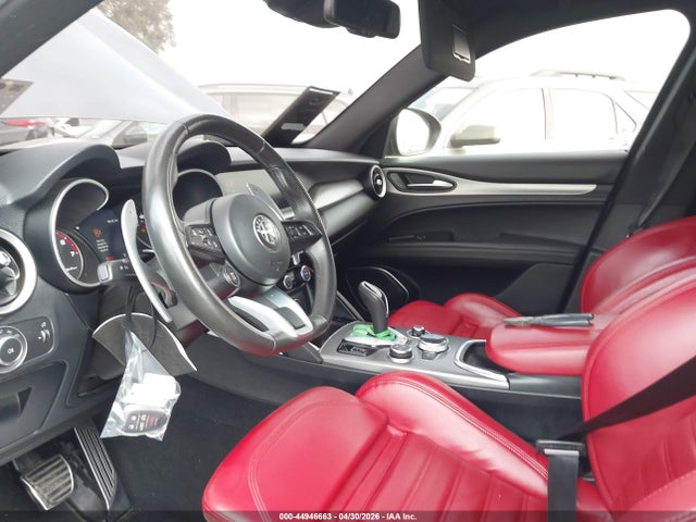 Продажа на аукционе авто 2023 Alfa Romeo Stelvio Veloce Awd, vin: ZASPAKBN2P7D55230, номер лота: 44946663