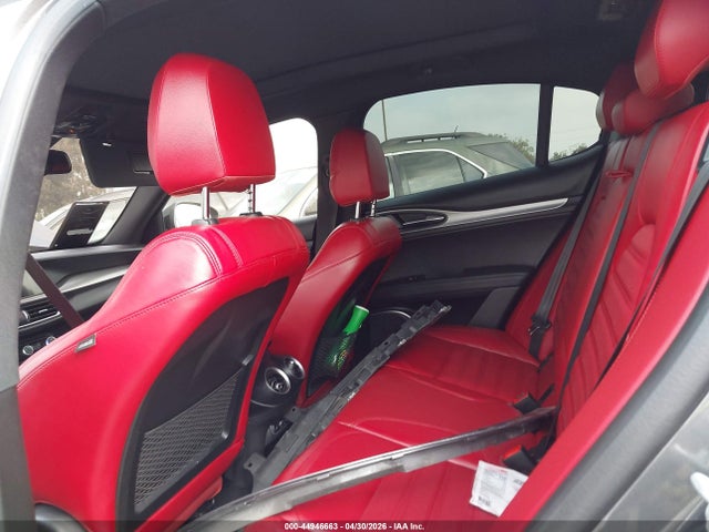 Продажа на аукционе авто 2023 Alfa Romeo Stelvio Veloce Awd, vin: ZASPAKBN2P7D55230, номер лота: 44946663