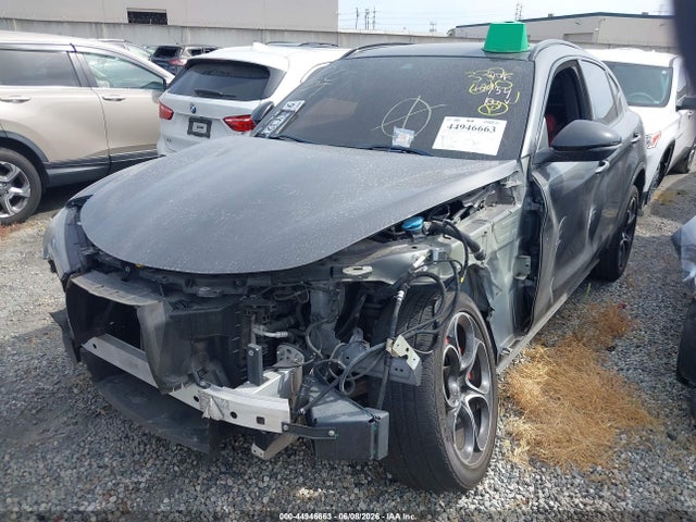 Продажа на аукционе авто 2023 Alfa Romeo Stelvio Veloce Awd, vin: ZASPAKBN2P7D55230, номер лота: 44946663