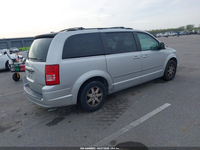 2009 Chrysler Town & Country Touring მანქანა იყიდება აუქციონზე, vin: 2A8HR54149R530217, აუქციონის ნომერი: 44946693
