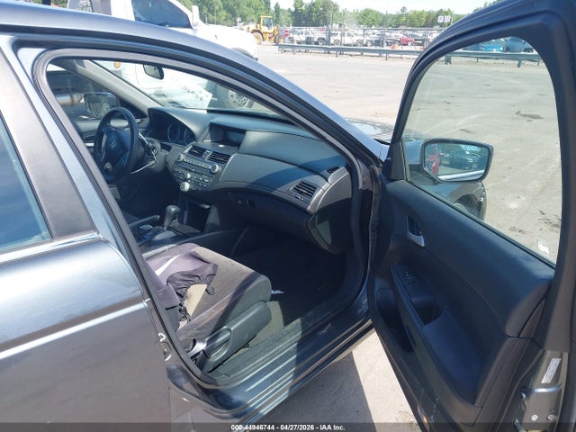 44946744 :رقم المزاد ، 1HGCP2F30AA038637 vin ، 2010 Honda Accord 2.4 Lx مزاد بيع