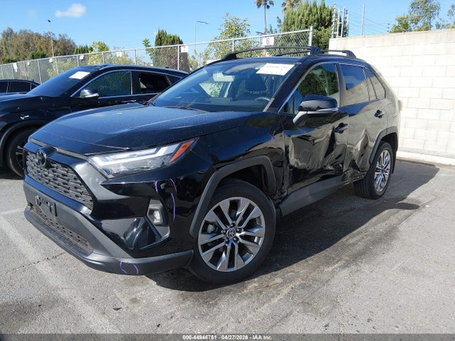 Toyota Rav4 Xle Premium 2022 2T3C1RFVXNC205315 Image 2