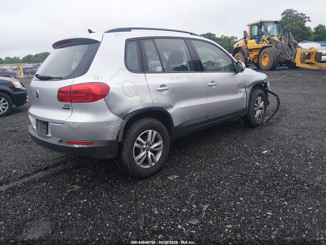 2017 Volkswagen Tiguan 2.0t/2.0t S მანქანა იყიდება აუქციონზე, vin: WVGBV7AX4HK034856, აუქციონის ნომერი: 44946758