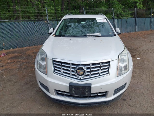 44946759 :رقم المزاد ، 3GYFNBE39FS598062 vin ، 2015 Cadillac Srx Luxury Collection مزاد بيع