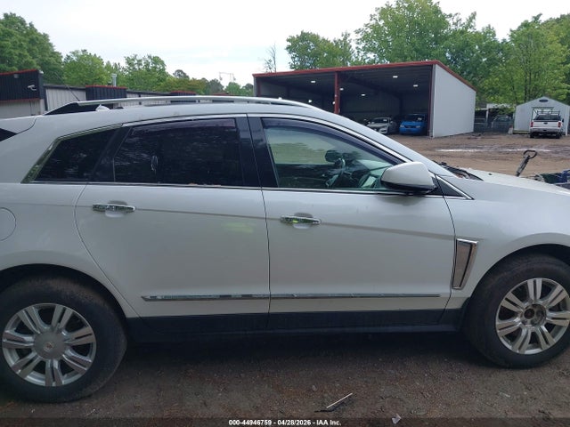 44946759 :رقم المزاد ، 3GYFNBE39FS598062 vin ، 2015 Cadillac Srx Luxury Collection مزاد بيع