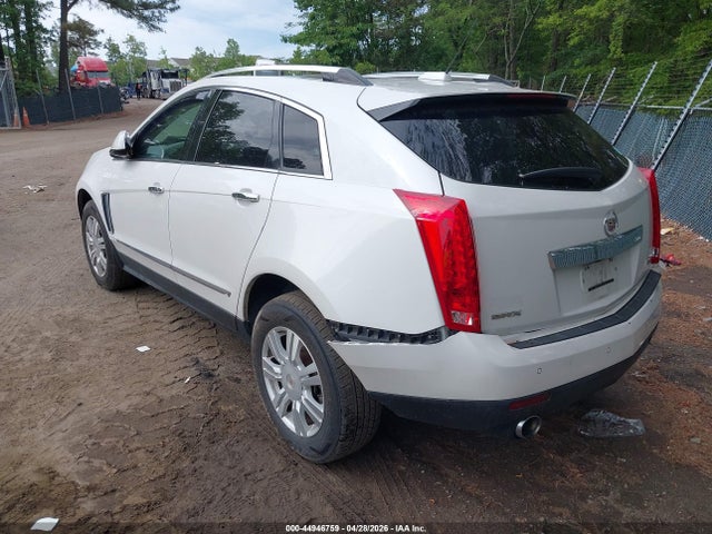 44946759 :رقم المزاد ، 3GYFNBE39FS598062 vin ، 2015 Cadillac Srx Luxury Collection مزاد بيع