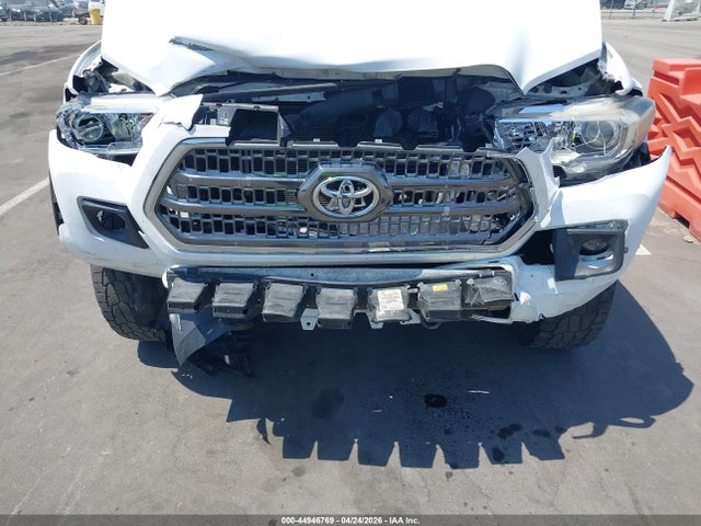 44946769 :رقم المزاد ، 3TMCZ5AN9HM078604 vin ، 2017 Toyota Tacoma Trd Off Road مزاد بيع