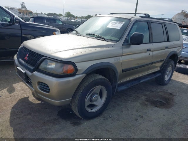 Продажа на аукционе авто 2000 Mitsubishi Montero Sport Ls/xls, vin: JA4MT31H3YP046661, номер лота: 44946774