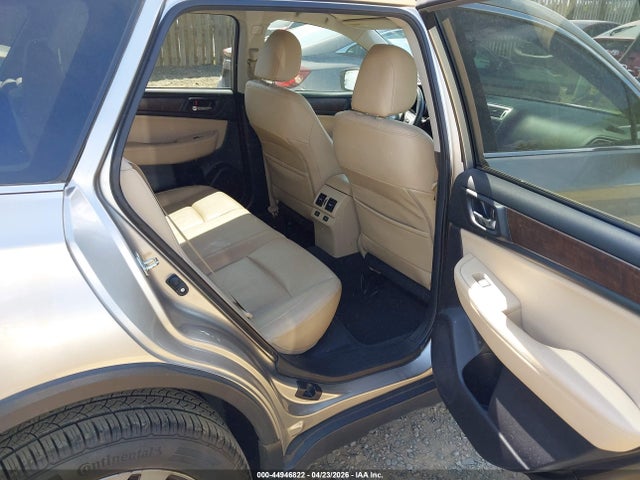 2015 Subaru Outback 2.5i Limited მანქანა იყიდება აუქციონზე, vin: 4S4BSBNC1F3345901, აუქციონის ნომერი: 44946822