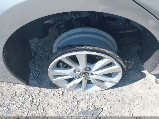 Aukcja sprzedaży 2026 Toyota Camry Le, vin: 4T1DAACK0TU682727, numer aukcji: 44946824