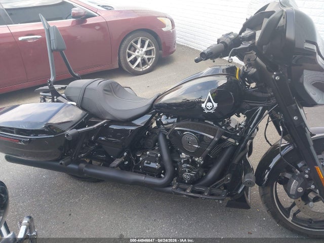 Harley-Davidson FLHX 2024 1HD1KB713RB634606 Image 12