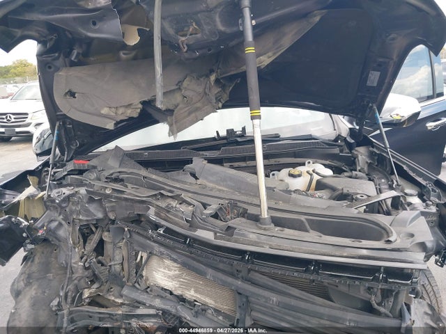 Продажа на аукционе авто 2022 Chevrolet Suburban 2wd Lt, vin: 1GNSCCKD2NR202513, номер лота: 44946859
