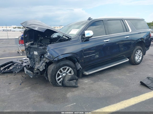 Продажа на аукционе авто 2022 Chevrolet Suburban 2wd Lt, vin: 1GNSCCKD2NR202513, номер лота: 44946859