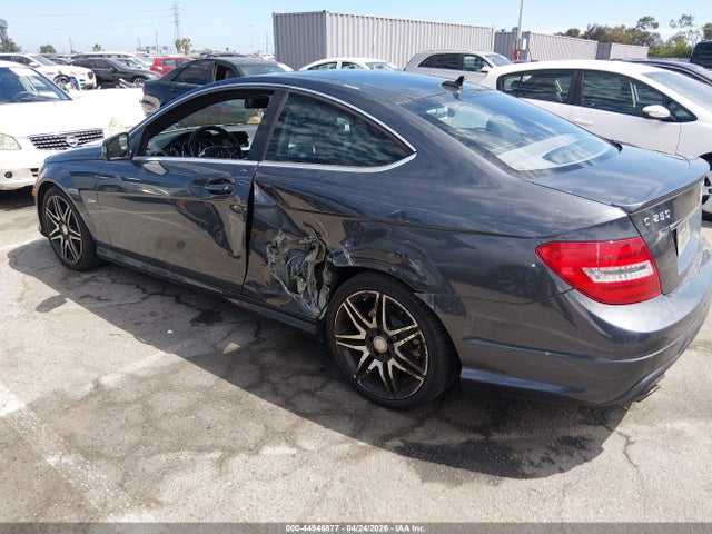 WDDGJ4HB0EG264302 Mercedes-Benz C 250