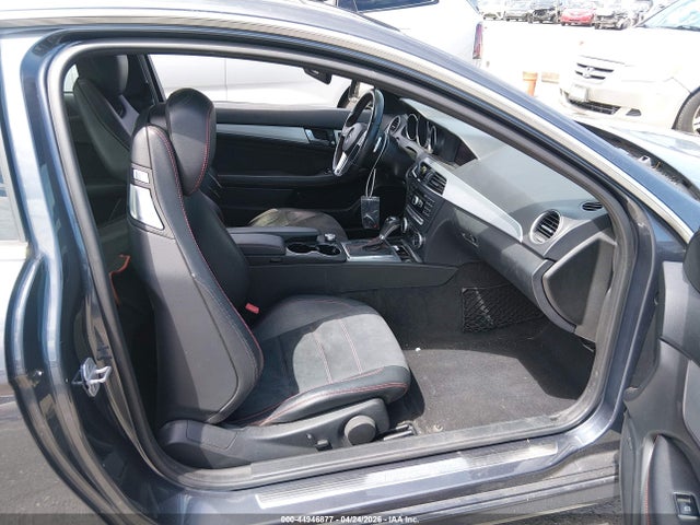 WDDGJ4HB0EG264302 Mercedes-Benz C 250
