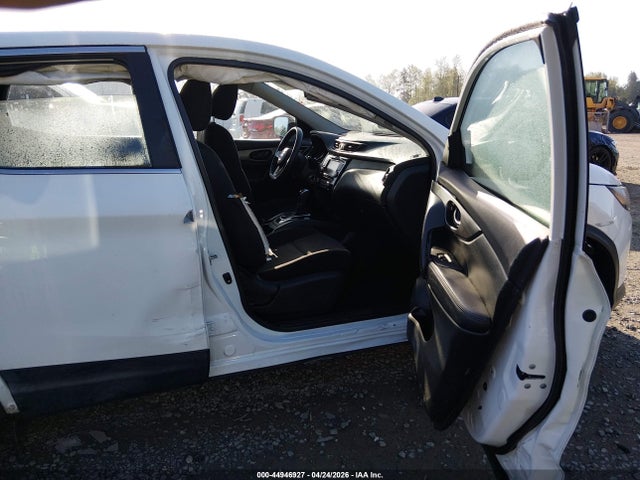 JN1BJ1CP1KW218391 Nissan Rogue Sport S