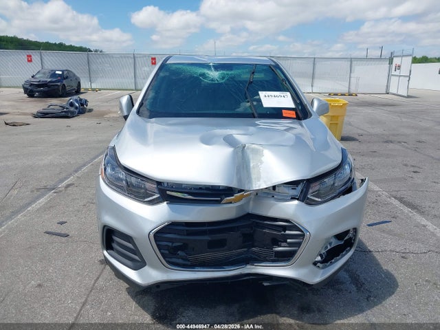 44946947 :رقم المزاد ، KL7CJNSM4NB547918 vin ، 2022 Chevrolet Trax Awd Ls مزاد بيع
