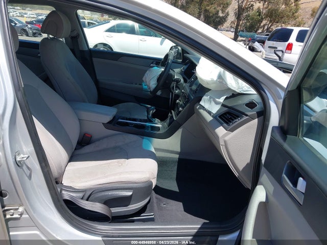 5NPE24AFXGH302533 Hyundai SONATA SE
