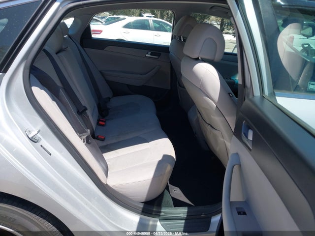 5NPE24AFXGH302533 Hyundai SONATA SE