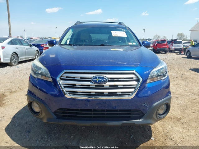 44946961 :رقم المزاد ، 4S4BSALC2F3318283 vin ، 2015 Subaru Outback 2.5i Limited مزاد بيع