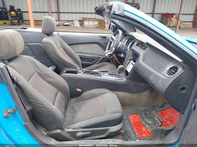 Продажа на аукционе авто 2014 Ford Mustang V6, vin: 1ZVBP8EM3E5240018, номер лота: 44946971