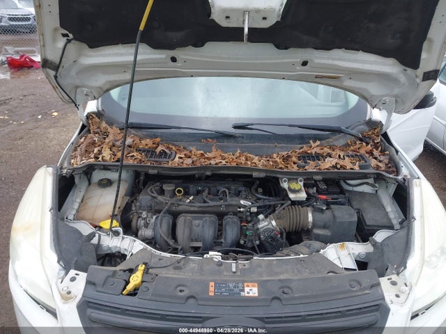 44946980 :رقم المزاد ، 1FMCU0F75FUB73984 vin ، 2015 Ford Escape S مزاد بيع