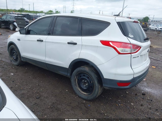 44946980 :رقم المزاد ، 1FMCU0F75FUB73984 vin ، 2015 Ford Escape S مزاد بيع