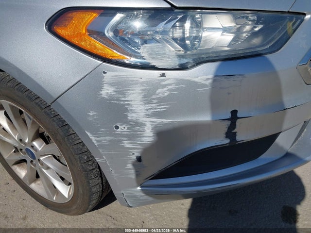 3FA6P0H75HR117744 Ford FUSION SE