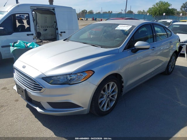 3FA6P0H75HR117744 Ford FUSION SE