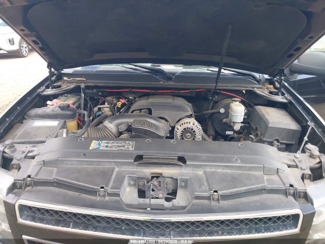 44947004 :رقم المزاد ، 1GNFC13J88R159214 vin ، 2008 Chevrolet Tahoe Lt مزاد بيع