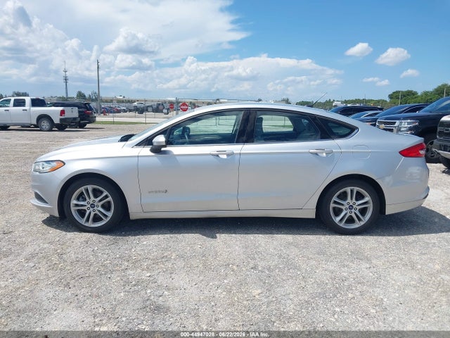 3FA6P0UU7JR254475 Ford Fusion Hybrid S
