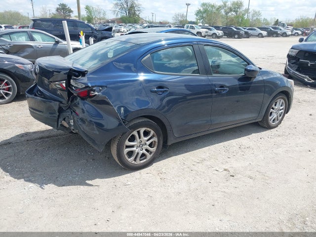 Продажа на аукционе авто 2017 Toyota Yaris Ia, vin: 3MYDLBYV4HY154945, номер лота: 44947046