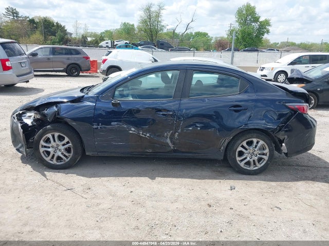 Продажа на аукционе авто 2017 Toyota Yaris Ia, vin: 3MYDLBYV4HY154945, номер лота: 44947046
