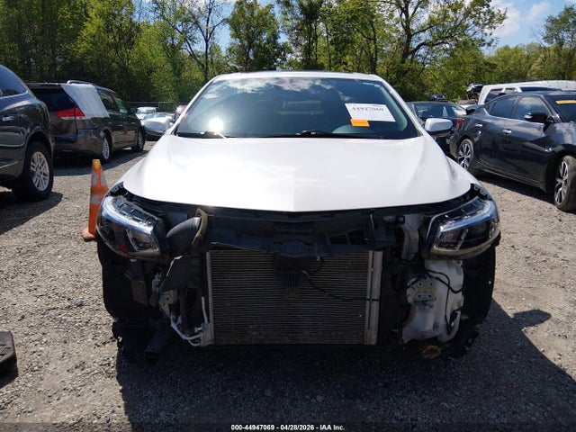 Продажа на аукционе авто 2018 Chevrolet Malibu Premier, vin: 1G1ZE5SX2JF117313, номер лота: 44947069