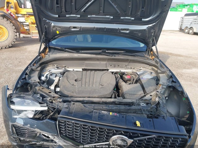 Aukcja sprzedaży 2024 Volvo Xc60 B5 Plus Dark Theme, vin: YV4L12RL1R1777827, numer aukcji: 44947070