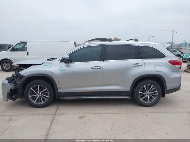 44947074 :رقم المزاد ، 5TDJZRFH9KS620034 vin ، 2019 Toyota Highlander Xle مزاد بيع