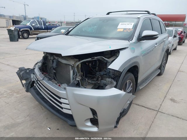 44947074 :رقم المزاد ، 5TDJZRFH9KS620034 vin ، 2019 Toyota Highlander Xle مزاد بيع