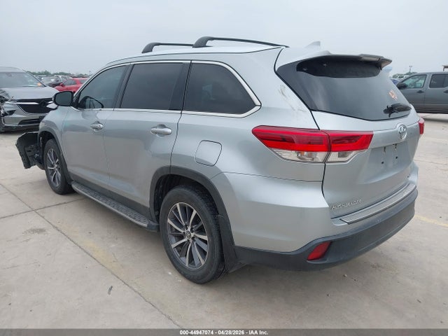 44947074 :رقم المزاد ، 5TDJZRFH9KS620034 vin ، 2019 Toyota Highlander Xle مزاد بيع